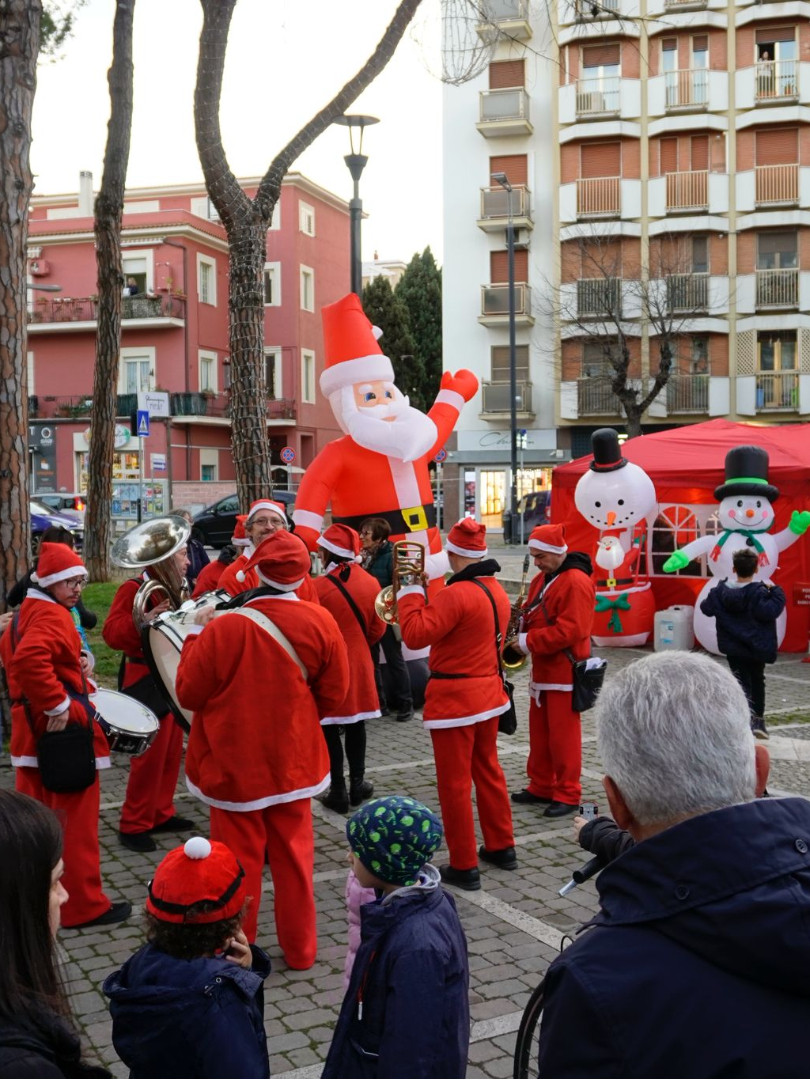 Torna Pescara Christmas 2025: villaggi, musica e iniziative nei quartieri