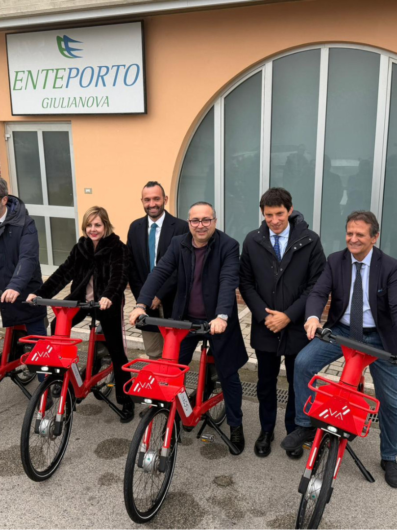 Bike sharing lungo la costa abruzzese: il servizio si estende a quattro nuovi comuni