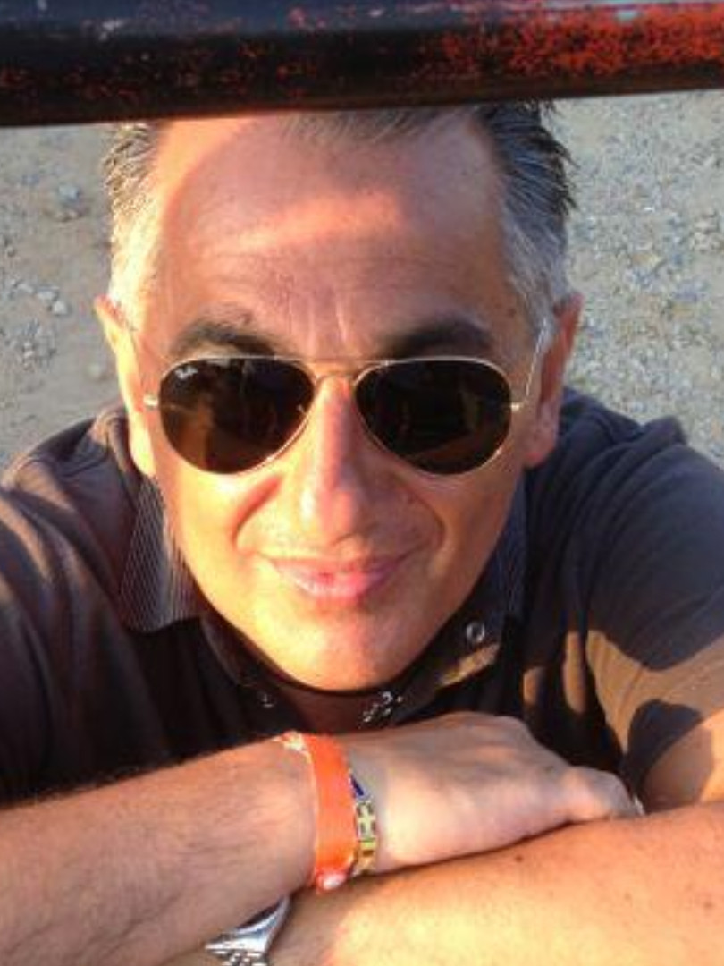 Teramo, medico (ed ex sindaco) morto durante una partita di padel: cosa è stato fatale